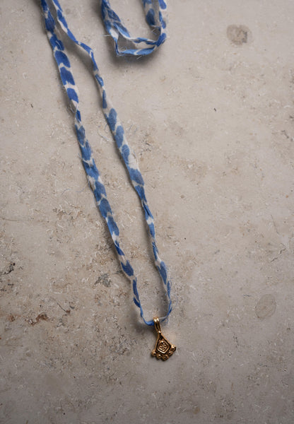 delhi necklace | blue love print
